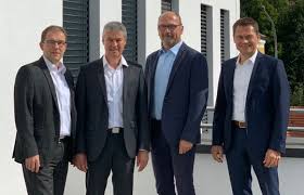 Zwei Neue Prokuristen Raiffeisenbank Neumarkt St Veit Reischach Eg