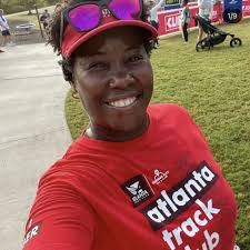 Sonia Tanner's Instagram, Twitter & Facebook