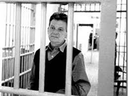Former leader of the autonomist movement lotta continua (continuous struggle') in the 1960s, he was arrested in. Adriano Sofri Esperto Di Carcere Nel 1988 Passo Anche Da Bergamo Bergamonews