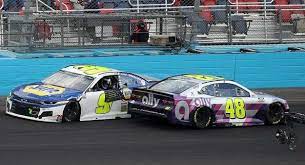 Jimmie johnson is preparing for his last season with nascar. Elliott S Rise Johnson S Farewell Intersect In Phoenix Celebration Nascar