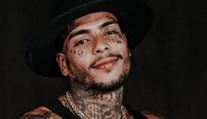 Kevin nascimento bueno, mais conhecido como mc kevin, faleceu na noite desse domingo, 16, após cair do 5º andar de hotel na barra da tijuca, no rio de janeiro. Ufyrx5fwafscfm