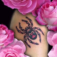 Explore creative & latest spider tattoo ideas from spider tattoo images gallery on tattoostime.com. Dark Shu Tattoo Old Pink School By Godwellink Pink Rose Spider Oldschool Trad Traditionaltattoo Traditional Art Artist Tattooartist Godwellink Namur Brussels Facebook