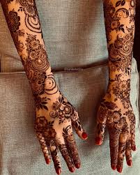 Signature Bridal Henna Still Very Popular I Ve Removed And Introduced New Patterns In T Latest Mehndi Designs Mehndi Designs For Hands Wedding Mehndi Designs
