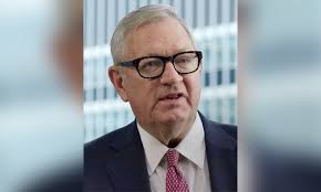 Former AIG executive Tom Bolt dies