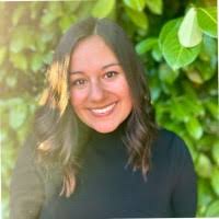 Amelia Kraft's Instagram, Twitter & Facebook