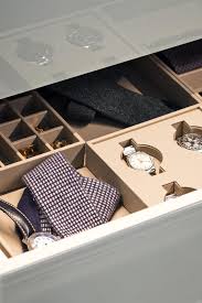 Una soluzione è il #progetto container: Tutto Al Posto Giusto Wardrobe Room Wardrobe Design Modern Closet Designs