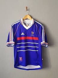 Nike'ın klasik kot kumaşından ürettiği formalarda oyuncuları serin tutmanın yanı sıra. Fransa Milli Takim Forma Vintage Adidas Adidas T Shirt 100 Indirimli Gardrops