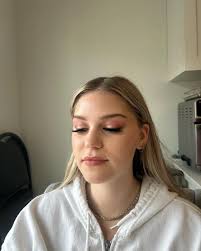 Hannah Duff (@hannahduffmakeup) • Instagram photos and videos