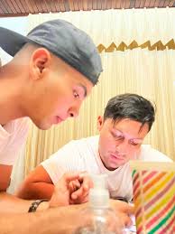 Yo No Soy El Amigo Para Ir A Fiestas