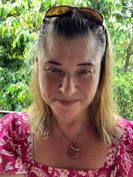 Proud owner of size 10 jeans! I went from a size 18/20 to 10 in just 5.5  months, Check "Meal Plan" I followed shared below