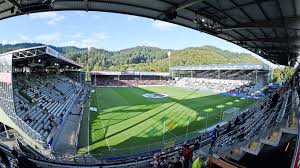 Neues stadion des sc freiburg. Fussballjahr 2017 Startet Mit Sc Freiburg Gegen Fc Bayern Dfb Deutscher Fussball Bund E V