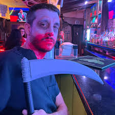 Adam Blaker (@globetrekkr) • Instagram photos and videos