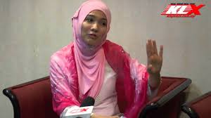Pada 30 julai 2018, beliau telah berjaya memenangi jawatan ketua puteri umno sekali gus menewaskan pesaingnya ketika itu iaitu nor hazreena mohamad hashim. Dyana Sofya Bukan Ancaman Kepada Puteri Umno Pau2014 Youtube