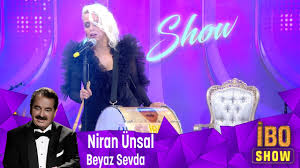 Fatma uludan canevi, ya da tanınan adıyla niran ünsal 13 ağustos 1976 i̇zmir doğumlu. Beyaz Sevda Niran Unsal Shazam