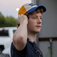 Henry Meredith (@HenryMeredithVO)