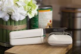 How To Use A Pampered Chef Can Opener Hunker Pampered Chef Can Opener Pampered Chef Can Opener