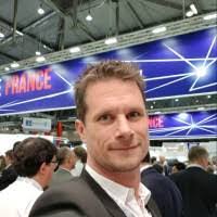 Paul Dupart's Instagram, Twitter & Facebook