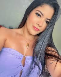 Beatriz Vasconcelos (@biavasconceelos) • Instagram photos and videos