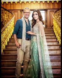 Maya Ali On Instagram Aahhh So This Was The Day We Worked For A Year Or More Than A Year After Watching Parey Hut Lo Maya Ali Celebrity Look Beautiful Saree