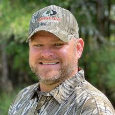 Darren Stauffer's Instagram, Twitter & Facebook