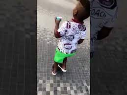 سناب سعودي قوي 1 فرحة عزازي بالكأس مع عبد العزيز برناوي هههههههههههه youtube