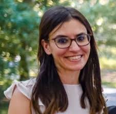 Elana Gordon's Instagram, Twitter & Facebook