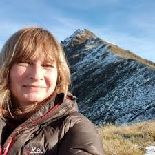 Liz Johns (@BetterThanFigs)