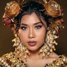 Miss Libertad Banigan...