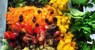 Salada de arroz e legumes. Salada Colorida Segunda Sem Carne Simples Assim