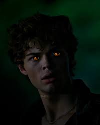 Cody and Harlan Wolf Pack Kiss