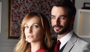 Pagina ufficiale di non dirlo al mio capo, la serie tv prodotta da lux vide e rai fiction attualmente disponibile su rai play. Non Dirlo Al Mio Capo 2 Stagione Puntate Trama Cast