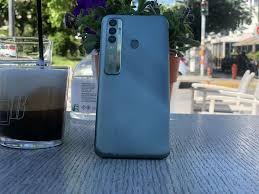 TECNO Spark 7 Pro Review: a glamorous ...