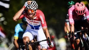 Kwiatkowski machte zwar gleich das tempo, aber auch die zweite verfolgergruppe um mathieu van der poel war bereits nah. Van Der Poel A T Il Gagne L Amstel Parce Qu Alaphilippe A Vraiment Tout Fait Pour Perdre