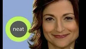 Does anyone watch the Clutterbug YouTube channel for decluttering and  organizing tips?