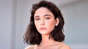 Matilda de angelis' first love was music, learning violin and piano at a young age. Matilda De Angelis Shows Acne I Wanted To Share This Truth Ruetir