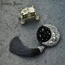 Embriodary Panosundaki Pin
