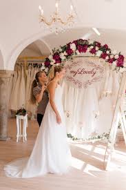 Auf der suche nach einem perfekten brautkleid für eine hochzeit mit wald, strand, rasen oder kaufen sie von milanoo für das schicke und gute qualit?t 2021 boho & bohemian hochzeitskleid in. Wie Du Das Richtige Brautkleid Findest Interview Mit Alin Von Mylovely