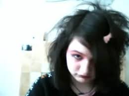 It's a very short bob with lots of layers. Emo Short Hair How To Creatae A Hair Style Hair Styling On Cut Out Keep
