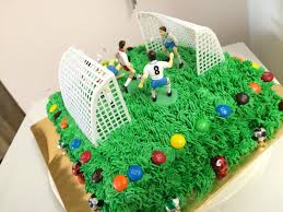 Heheheh.akceli ni student mr hubby. Murni Delights Putrajaya Kek Tema Padang Bola