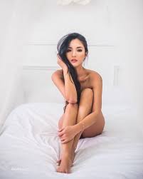 Chailee Son Nude and Sexy Photo Collection 