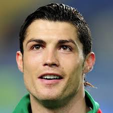 Cabeleireiro e consultor lider de linha racco cosmeticos. Cristiano Ronaldo Haircut Men S Hairstyles Haircuts 2021