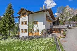 Vi auguriamo una vacanza con tanto divertimento e relax. Appartamenti Corvara