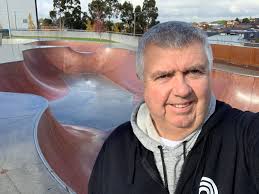 Great session today with Bobby Peltierand Peter Chrapkowski @ Asylum! Found  a new line, and got some frontside carve grinds!