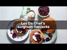 Our monthly #lesdachefclassycookery with lesdachef cookery session aims to simplify and debunk cooking myths whilst making you a better cook with the help of some state of the art bosch equipment and products. Les Da Chef S Sorghum Flapjacks Youtube