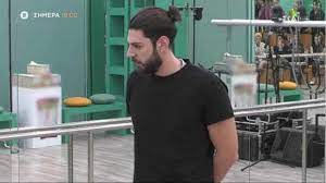 Αυτός είναι ο λόγος που μετακόμισε στην αθήνα και άλλαξε ριζικά της ζωή του. House Of Fame O Arhs Diafwnei Me Ton Style Expert Al Giga
