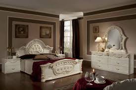 Stylish Design Furniture Rococo Italian Classic Beige Bedroom Set 1 972 50 Http Modern King Bedroom Sets Italian Bedroom Sets Contemporary Bedroom Sets