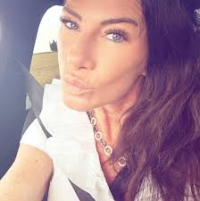 🏆 Une grande victoire pour le jeune driver et son entraîneur Simon Laloum  : bit.ly/4lIrqIm