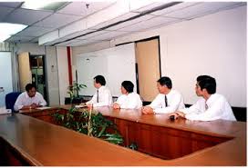 It is located at semongok, 21 kilometers from kuching where most of the research work is carried out. Newsletter Oct Dec 98