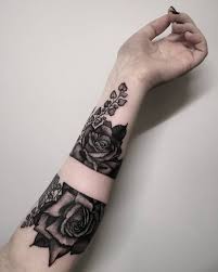 Dark Roses Tattoo C Tattoo Studio Shall Adore Tattoo Dark Roses Tattoo Rose Tattoo Sleeve Band Tattoo Designs