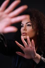 Aleighcia Scott & Rorystonelove released their “In My Shoes” single